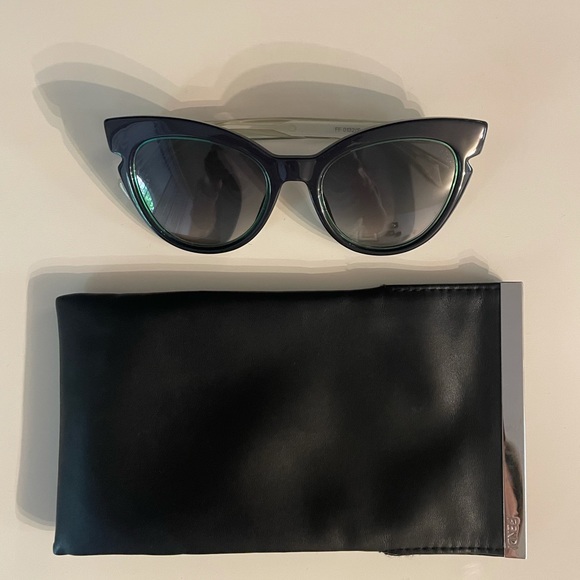 Fendi Cat-eye Sunglasses